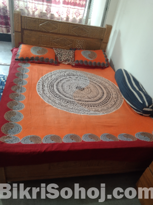 Bed,toshok,Wardrobe cum table